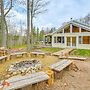 Family-friendly Brooks Gem w/ Spacious Yard!