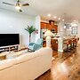Beach Vibes, Walkable Location: Farmers Branch Gem