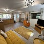 Cottinghamdetachedprop/kingbed/tv/wifi