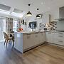 Sunset View-luxury 2-bed House Near Birmingham
