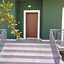 Chistine s Country Cottage