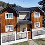 Cozy Mountain Cabins 5 min from Downtown SMA-CM by Apartments Bariloch