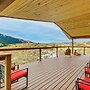 < 1 Mi to Chico Hot Springs: Mtn-view Hideaway!