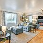 2 Mi to Downtown Flushing: Spacious Retreat!
