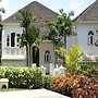 Paradise BDS - 3 B R Golf Villa at Rwml