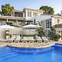 Sea-view Villa Near Port