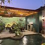 Serenity Courtyard Hotel