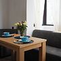 2 Bed Apt - Sleeps 4, Terrace & Pet Friendly