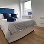 Modern Retreat Near Rickmansworth High St & Canal