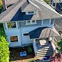 Walker’s Delight on Queen Anne