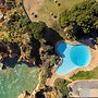 Prainha Calm Retreat in Alvor
