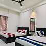 Goroomgo Mahadev Inn Varanasi