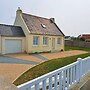 Comfortable Holiday Home Near the Beach
