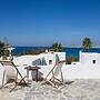 B4 Cycladic Home for 6 by the Beach