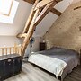 Cottage With Independent Studio in Molesme