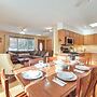 1 Mi to Sugarbush Resort: Dog-friendly Home!