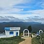 Cloud9 & Cloud View Glamping