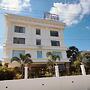 Ellora Hotel