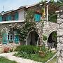 Lake House Puro
