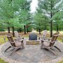Steps to Golf Course: Nekoosa Home w/ Serene Yard!