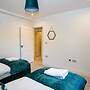 4-Bed 3-Bath Haven Perfect for 8 Guests