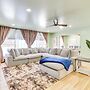 2 Mi to Dtwn: Retreat w/ Game Room in Delhi!