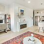 1 Mi to Prudential Center: Remote Work-ready Apt