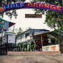 Half Orange Hostel