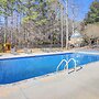 Private Hot Tub & Sauna: Georgia Nature Retreat!