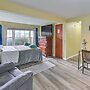 2 Mi to UBS Arena: Wfh-friendly Couple's Retreat
