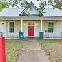 Farmhouse on 1 Acre Near Historic Dtwn Danville