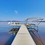 Lake Wisconsin Retreat w/ Dock: Great for Groups!
