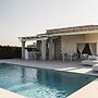 Villa Blue Sphere with pool