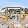 Starry Skies & Mtn Views: Family Retreat in Elmo