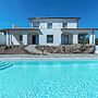 Villa Infinity with pool