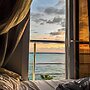 Luxury Apartment 3BR & Full Sea View