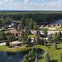 Lost Arrow Resort