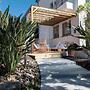 E DWELL IN MANDARA