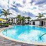 Relaxing Gated 2BR Condo W/pool&bbq in Fort Myers