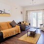 6-bed House - Sleeps 13 - Families & Contractors