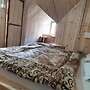 Shiva Valley Riverside Homestay By GRB