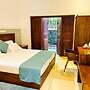 Grand Rockland Hotel