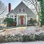 3 Mi to Dtwn: Gem w/ Patio & Fire Pit in New Haven