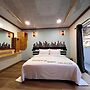 swims maldives