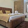 G8 Hotel