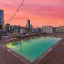 Stylish Deluxe 1BR At HWH by Oneluxstay