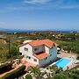 Villa Elihrisos-private Heated Pool Near the sea