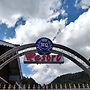 HQ Resort