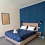 Ermou Downtown Suites by Athens Urban Retreat