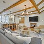 4 Mi to Boothbay Harbor: Quiet Retreat w/ Deck